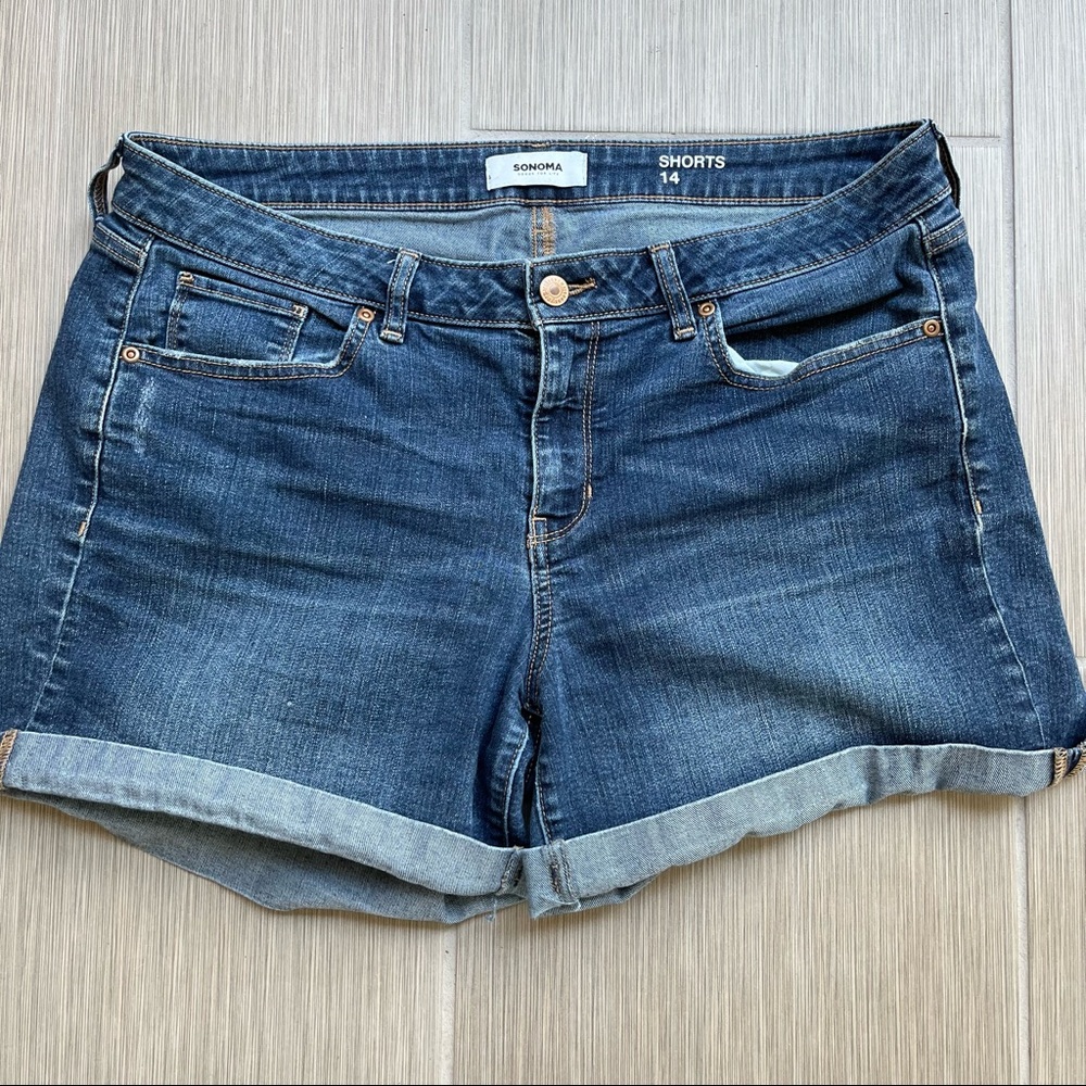 Sonoma Jean Shorts Size 14